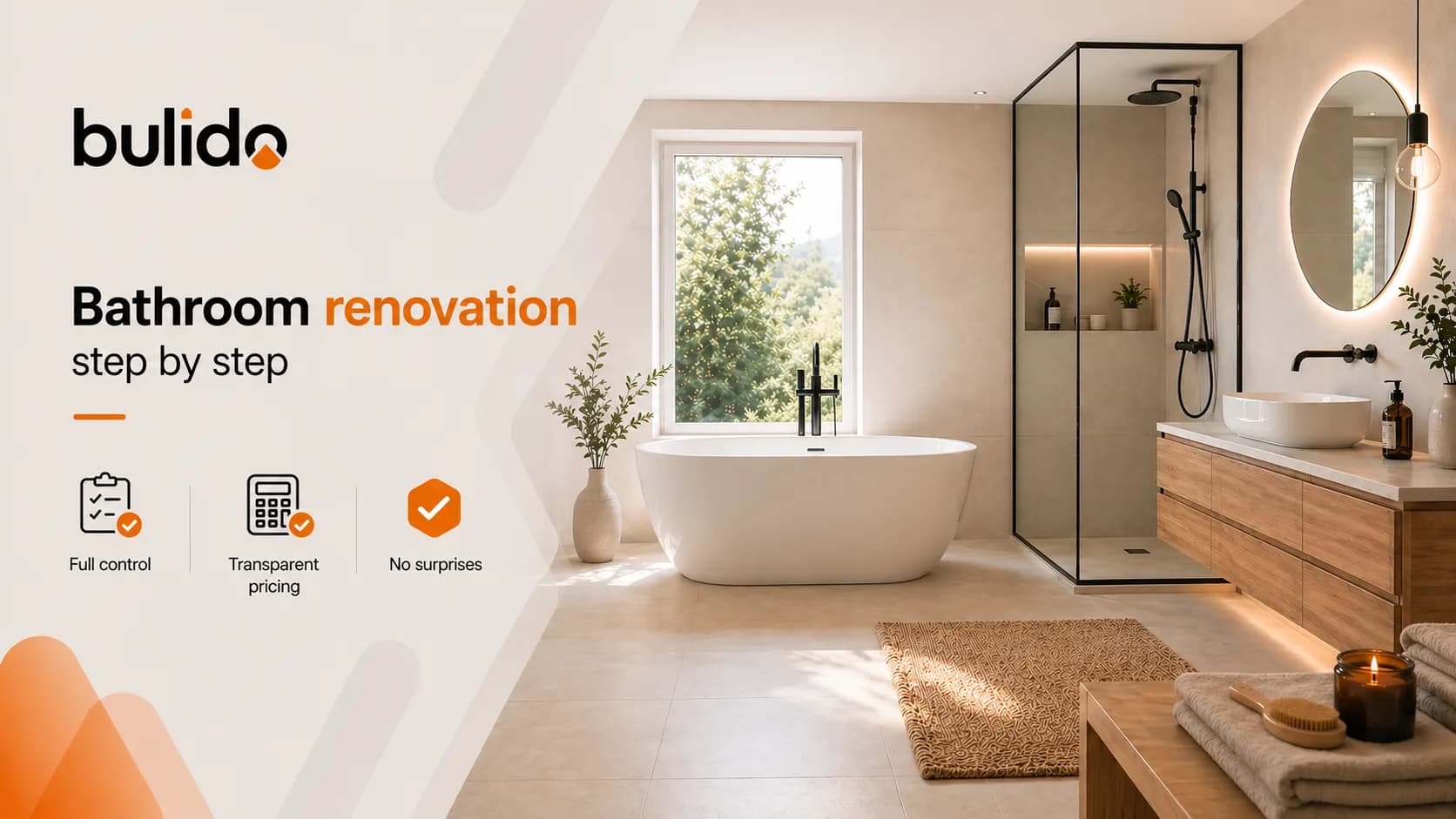 Modernes Badezimmer mit hellen Fliesen und freistehender Badewanne